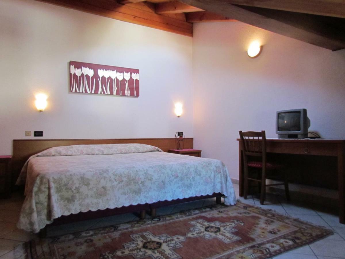 Residence Du Chateau Фенис Экстерьер фото