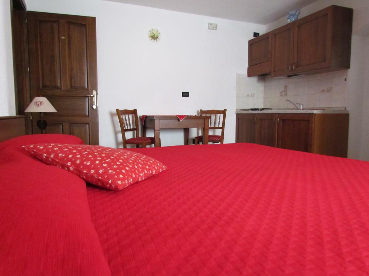 Residence Du Chateau Фенис Экстерьер фото