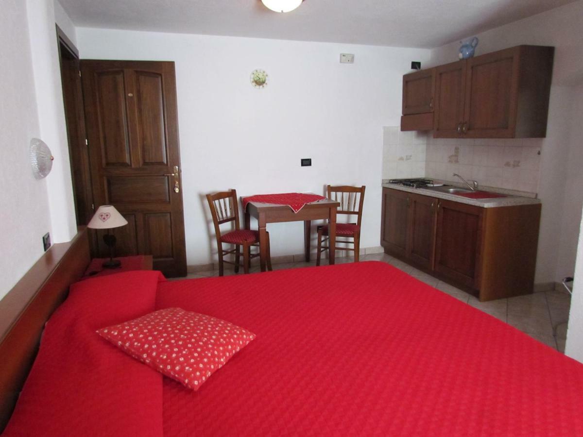 Residence Du Chateau Фенис Экстерьер фото